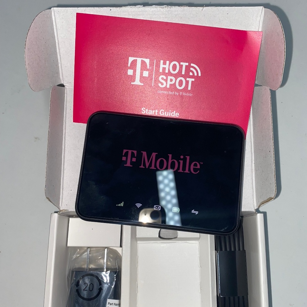 Prepaid HotSpot Tmobile 1000gb 5 years free wifi